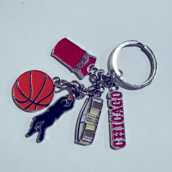 Chicago Basketball Keychain - Picture 1 of 2